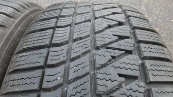 2ks Kumho WinterCraft WS71 235/55 R18 100H rok 2022 paradni