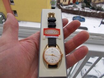 krasne zlacene rare typ hodinky prim Hvezdičky 1964 funkcni