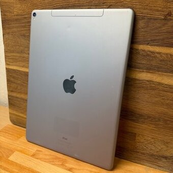 iPad Pro 12,9” (2. Generace) 64GB (rok záruka)