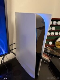 PS5 s mechanikou + 9 her + 1 ovladač