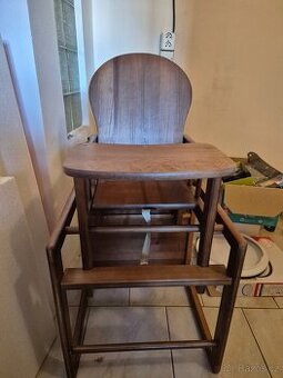 Dětská jídelní židle