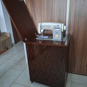 šicí stroj Veritas