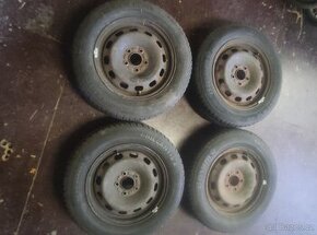 Kola letni Ford Focus 195/65/R15 komplet