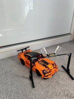 LEGO TECHNIC CHEVROLET CORVETTE - 1