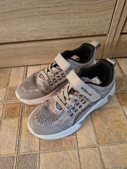 Sportovní boty Willard