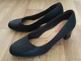 Komfortní černé lodičky Piccadilly, vel. 36/37