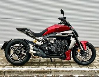 Ducati XDiavel V4