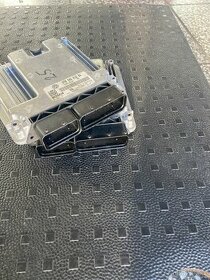 ŘÍDÍCÍ JEDNOTKA MOTORU VW TRANSPORTÉR,MULTIVAN, CARAVELLE T5