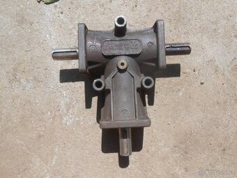 uhlova prevodovka 1/1 hridel 25 mm