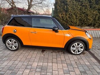 Mini cooper s, F56 2.0i, 192PS, 6.st.manuál ČR
