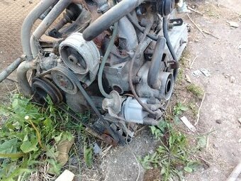 Škoda favorit 135 LS motor
