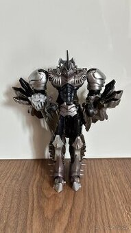Transformer=po složení vznikne dinosaurus