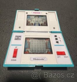Nintendo GAME&WATCH SQUISH - 1