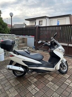 PRODÁM skútr SUZUKI BURGMAN 200