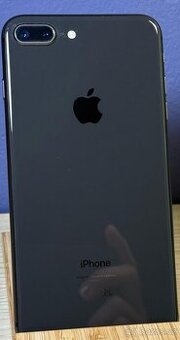 Iphone 8 Plus 64gb plně funkční Pěkný