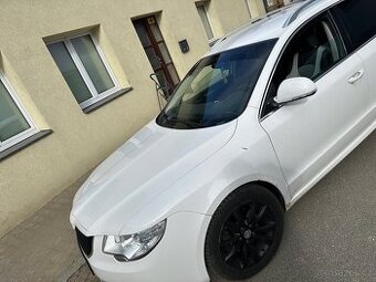 Auto