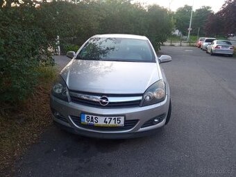 Číst celéProdám Opel Astra H gtc