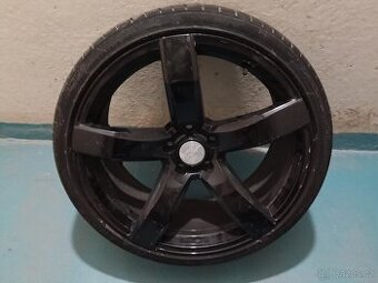 Kola Tomason 19"
