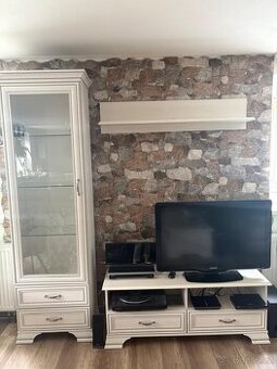 Obývací nábytek - komody, konfer. stůl, Tv stolek