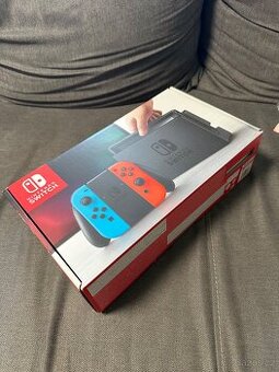 Nintendo switch V1 UNPATCHED Možný hack (top stav)