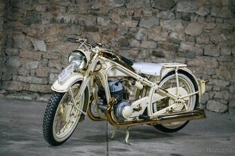 ČZ 500 TOURIST ''VATIKÁN''