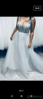 Svatební šaty a doplňky