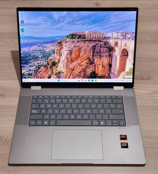 HP 2v1, Ryzen 7-8840 8/16x 5,1GHz, 16GB DDR5, 1TB SSD, R780M