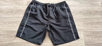 KRAŤASY RUSSELL ATHLETIC  - NOVÉ