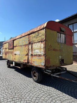 Maringotka vhodná k rekonstrukci