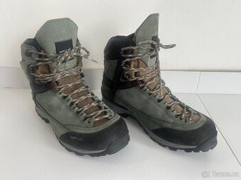 Dámské turistické boty Forclaz All-trail MT700