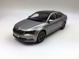 Koupím model Superba 1:18
