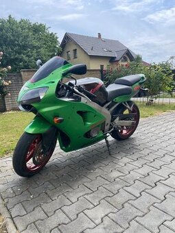 Kawasaki ninja ZX6R