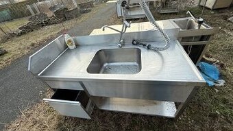 Nerezovy drezovy stul