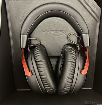 Herní sluchátka HyperX Cloud III S Wireless Red