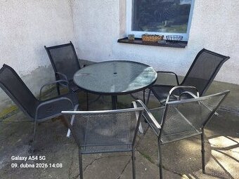 Zahradní stůl + 5x židle