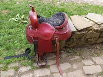 Western sedlo vínové