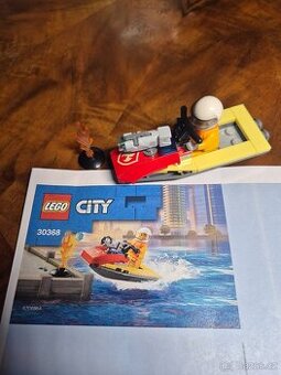 Lego City 30368 Hasičský vodní skútr
