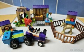 LEGO® Friends 41361 Mia a stáj pro hříbata

