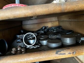 Vše na prodej Přijďte si vybrat – možnost i výměny - 1
