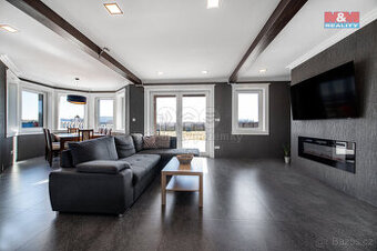 Prodej rodinného domu, 2023 m², Bohuňov
