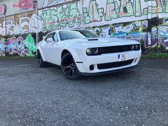 dodge challenger vyměnim
