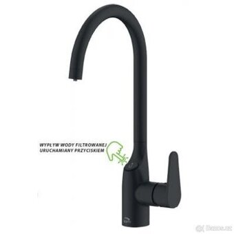 Dřezová baterie Laveo Claro s připojením k vodnímu filtru
