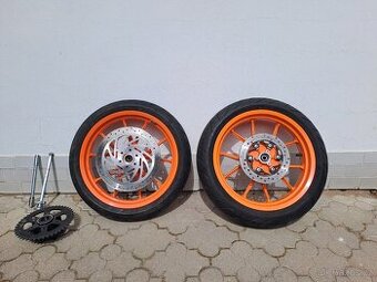 KTM RC 390