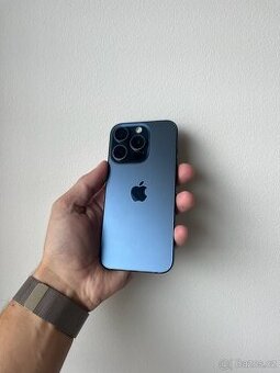 APPLE IPHONE 15 PRO 128GB MODRÝ-BATERIE 95%-ZARUKA