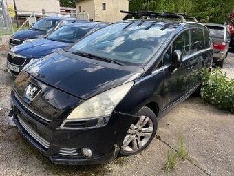 PEUGEOT 5008 1.6HDI