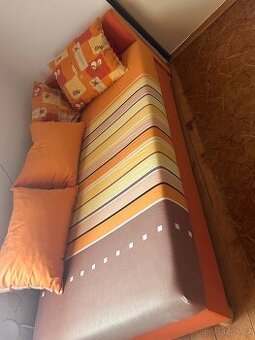 Čalouněná postel jednolůžko