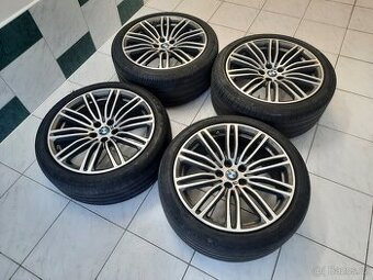 Original sada 19" BMW 5 G30 style 664M-POWER