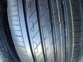 215/50/18 92V GOODYEAR EFFICIENT GRIP PERFORMANCE 2 -NOVÉ