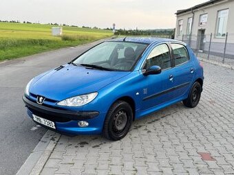 Peugeot 206 1.4hdi edice (pop art)