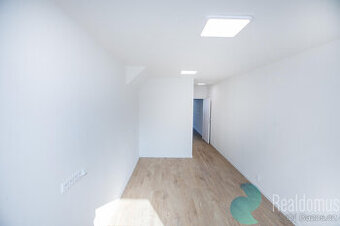 Pronájem, kancelář, 51 m2, Na moklině, Praha - Řepy